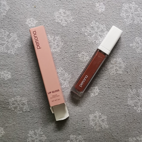 🔥 3 for $30 🔥 BRAND NEW Persona Lip Gloss - Picture 1 of 3